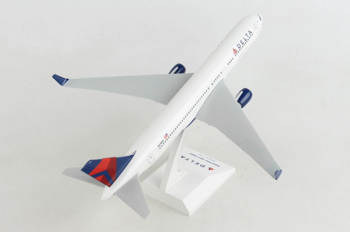 Delta B767-300 - Skymarks - Scale 1/150